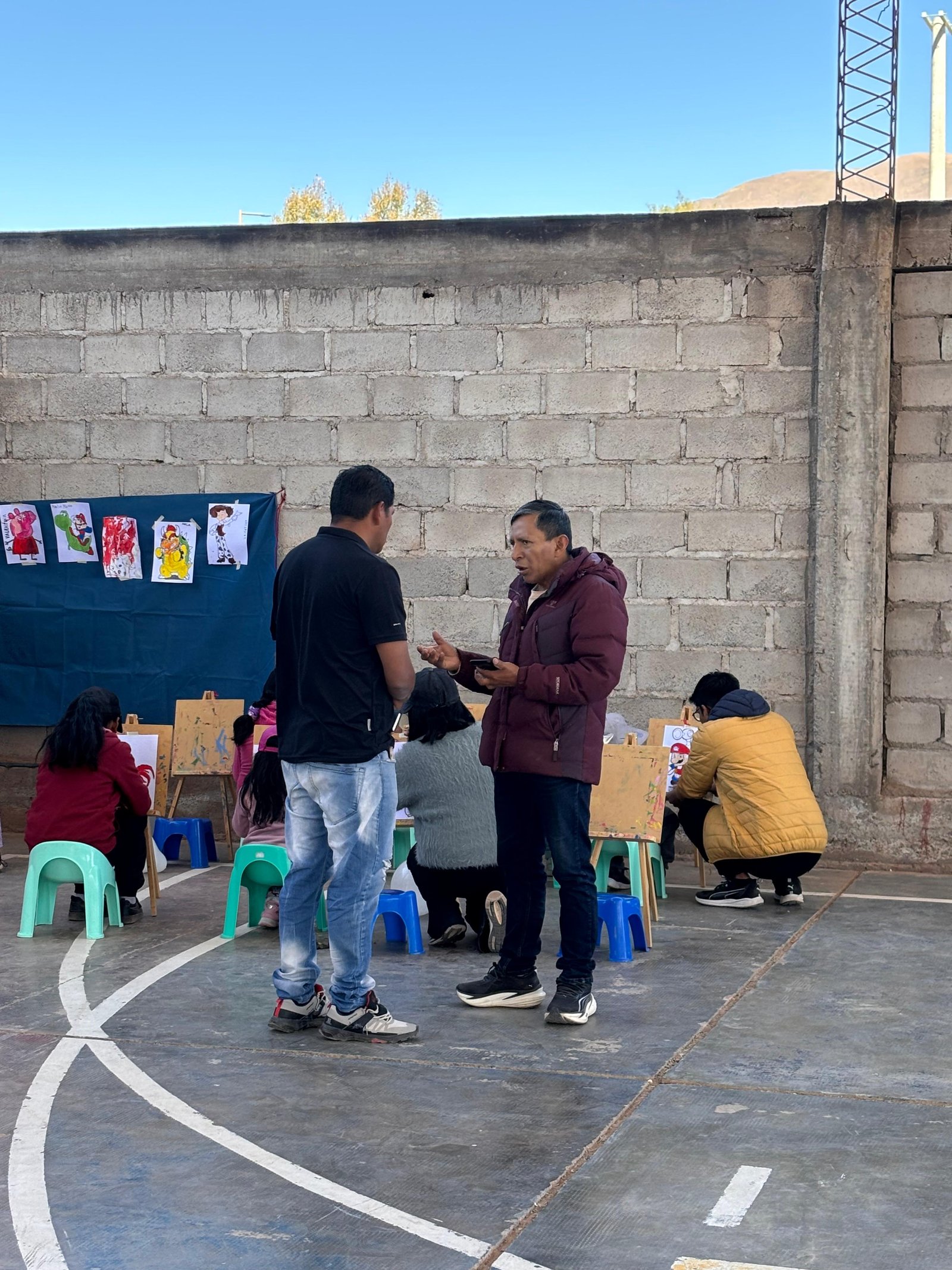 ABRIENDO HUECOS EN HUACALERA